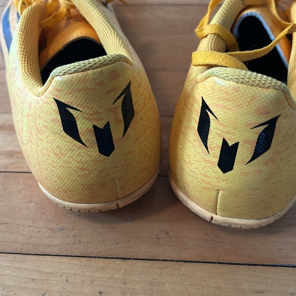 US 11 adidas and Messi futsol (indoor) cleats - Picture 2 of 5